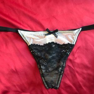 Victoria's Secret Very Sexy V String Thong Panty